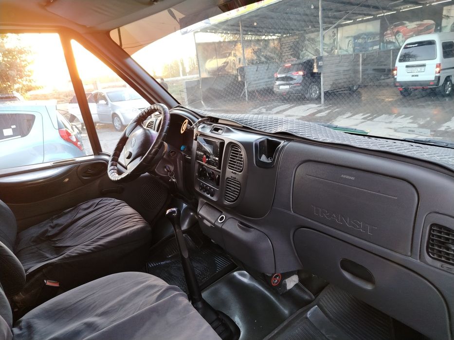 Ford tranzit 2003 yil