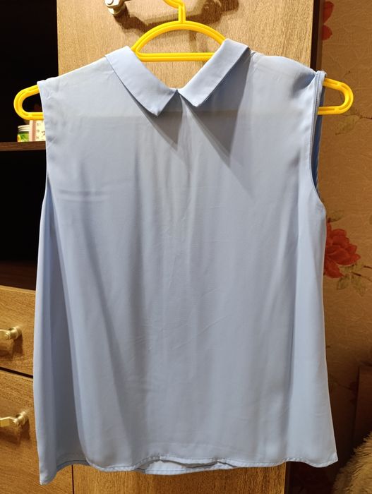 Продам женские блузки