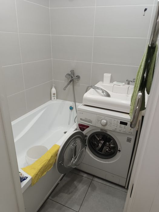 Сдам 2 ком квартиру