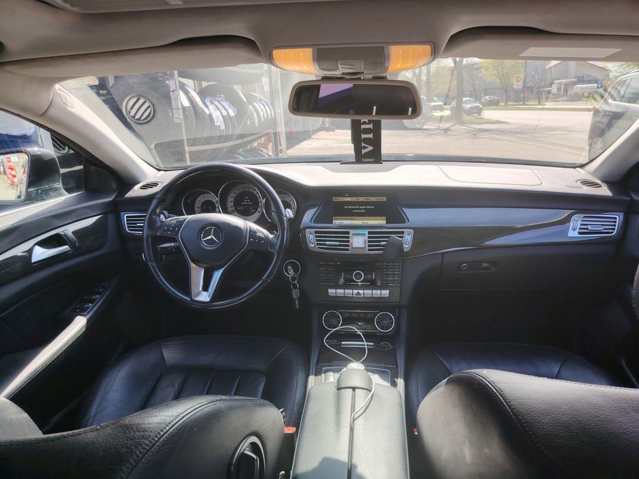 Mercedes CLS blue efficiency 2012