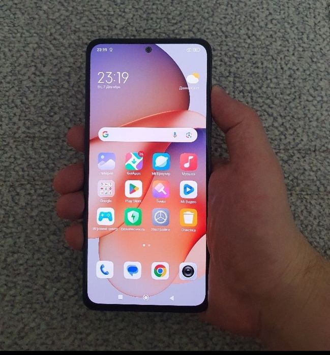 Redmi not 13  8+8 gb ozu 128 gb pamyati