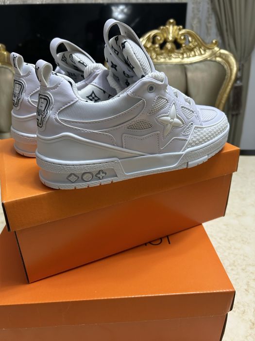 Adidasi Luis Vuitton nou