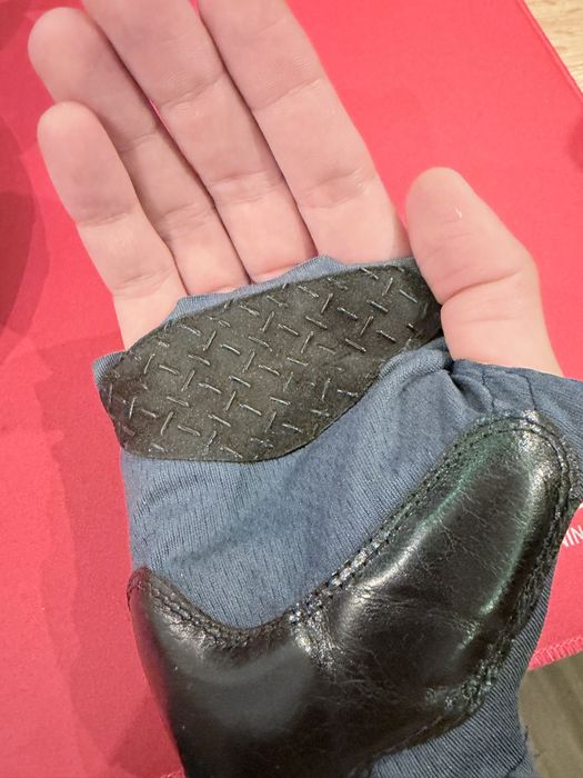 Grind Claw Геймърска Ръкавица