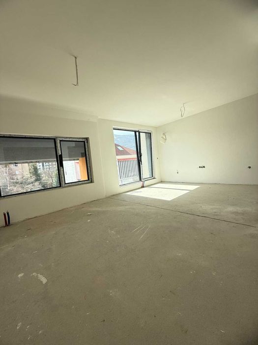 Продава се Двустаен апартамент в София, Кръстова вада - 83 кв.м за 2326 €/кв.м - Снимка #1