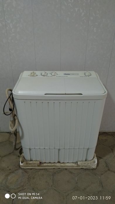 Продаётся стиральная машина  Haier