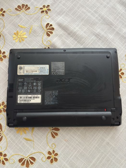 Acer Aspire One 522 (mini laptop)