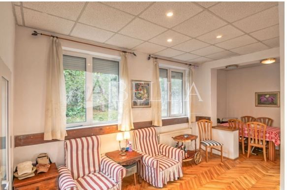 Продава се Къща в Банкя - 244 кв.м за 1986 €/кв.м - Снимка #10