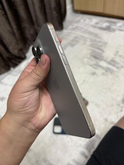 Айфон 15про Макс 256г е сим 280000тг срочно одан томен никак