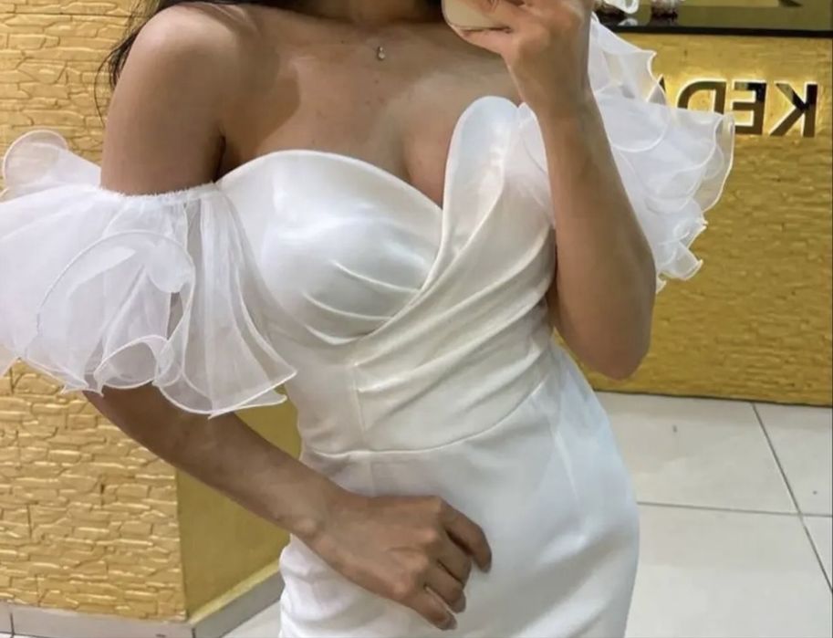 Одежда женская.