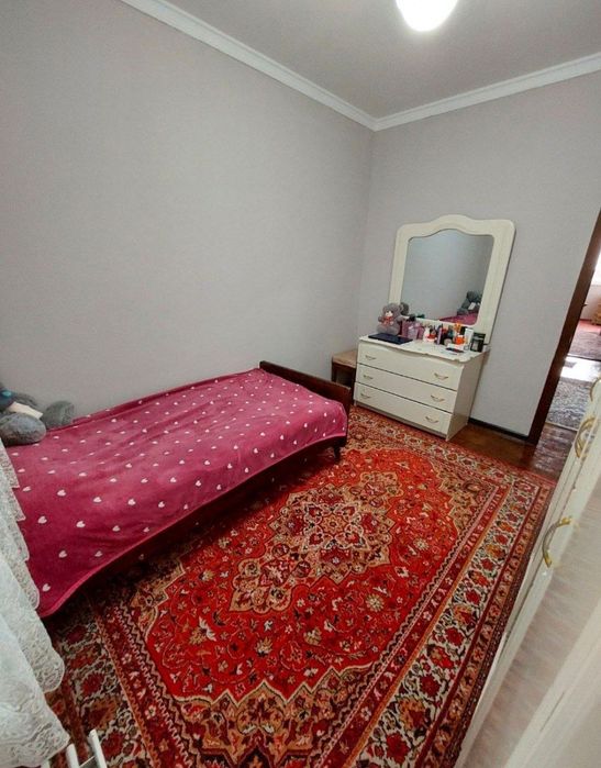 Продаётся квартира Юнусабад 8кв 4/7/9