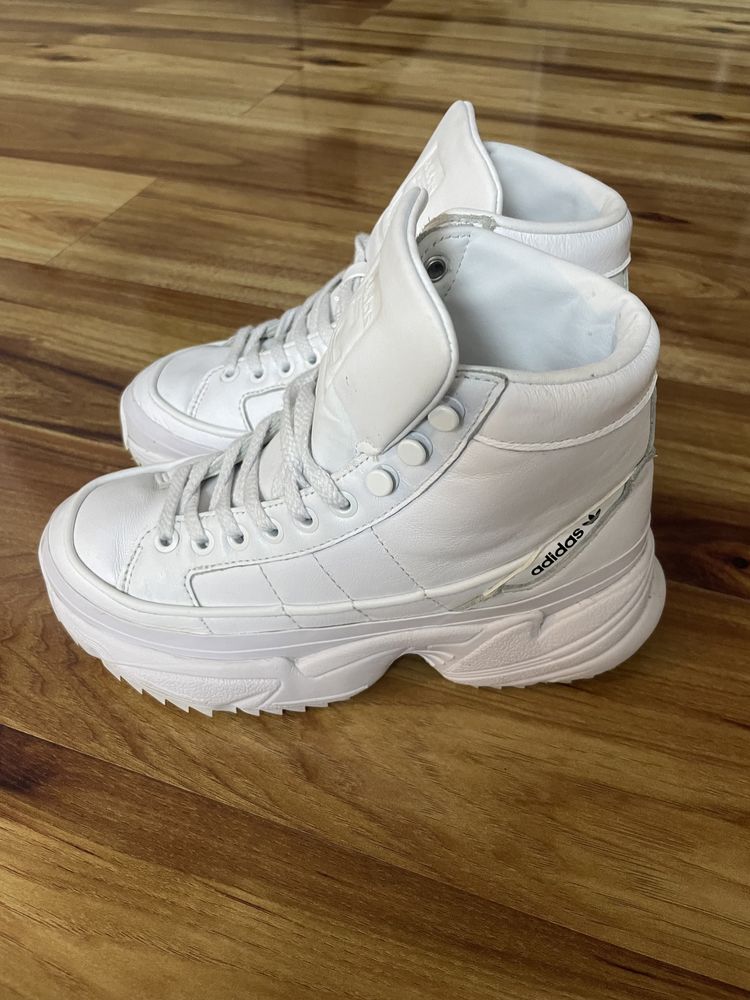 Adida i pentru femei adidas kiellor xtra ef5620 Banesti OLX.ro