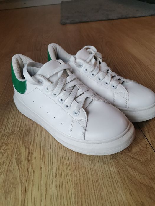 Adidas Cropp, adidas alb