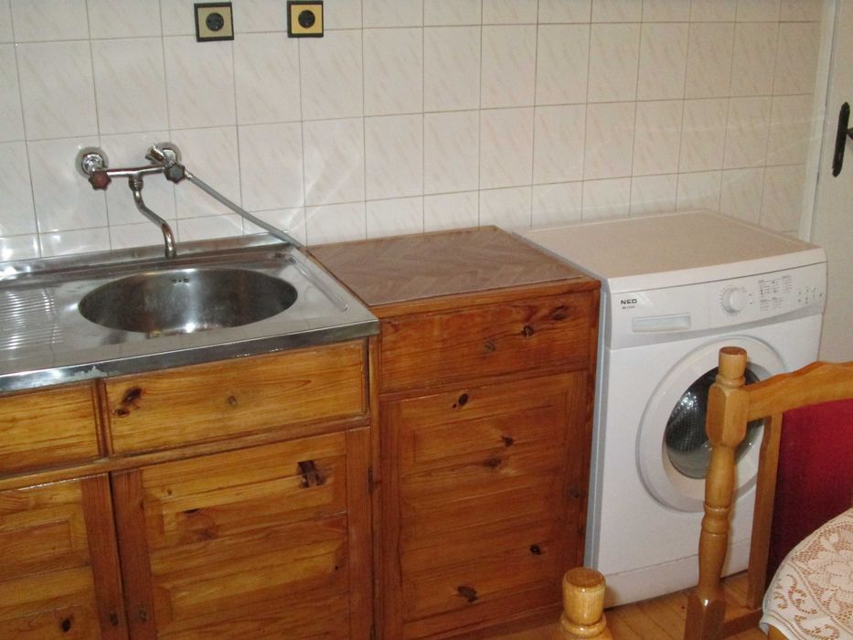 Дава се под наем Тристаен апартамент в Видин, Център - 120 кв.м за 280.5 € - Снимка #10