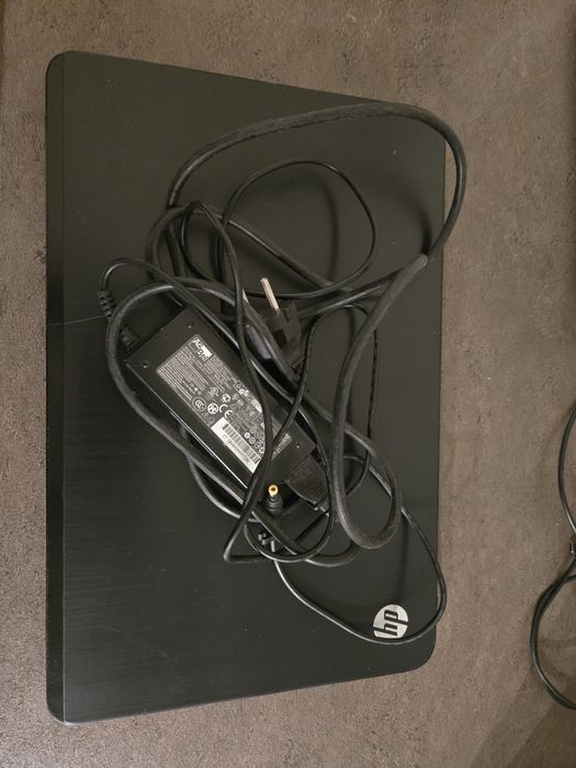 Laptop HP ENVY 6 cu defect!!