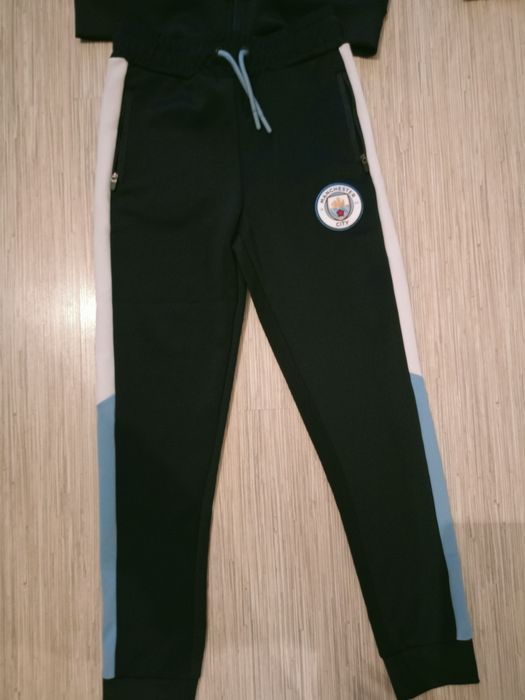 Детски футболен екип Манчестър Сити