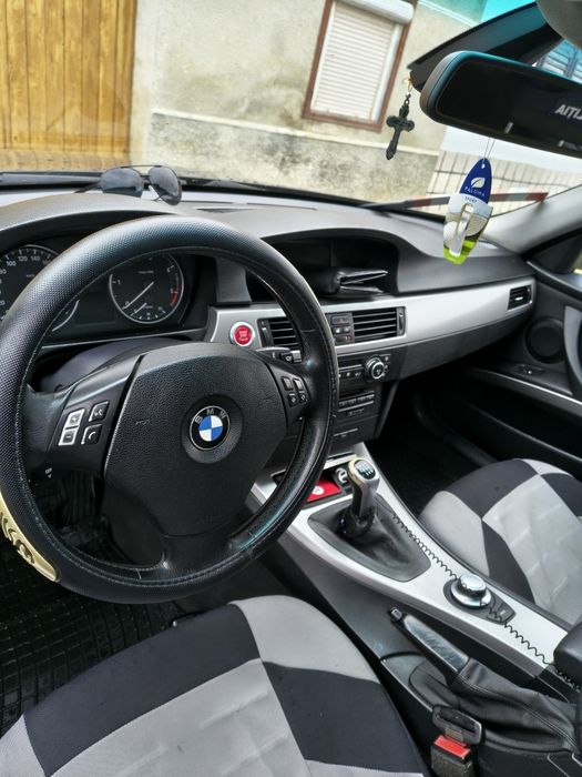 De vânzare  BMW E90