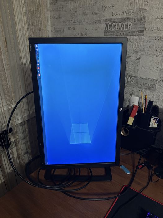 Монитор HP ZR2440W