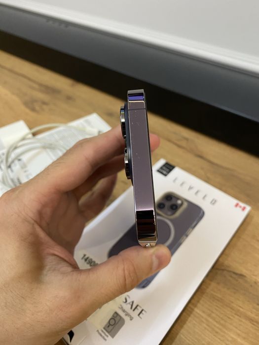 Продам iPhone 14 Pro 1 TB