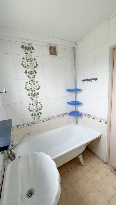 Продается 2-ком кв район СХИ