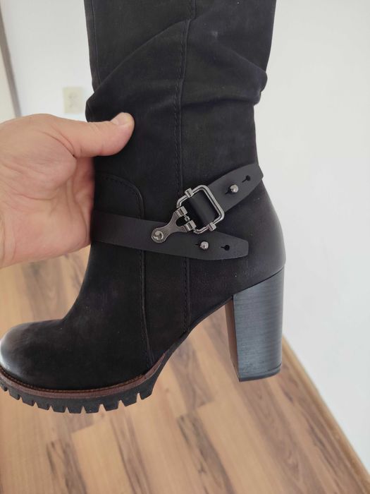 Cisme din piele intoarsa negre