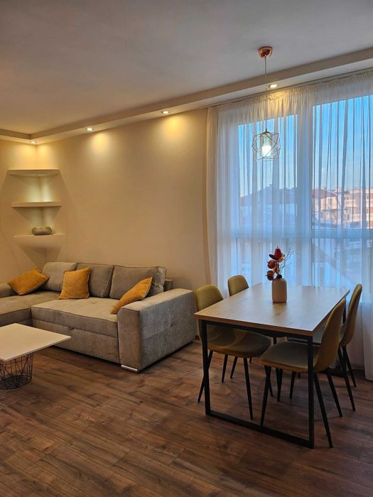 Двустаен апартамент под наем в ж.к. Хаджи Димитър