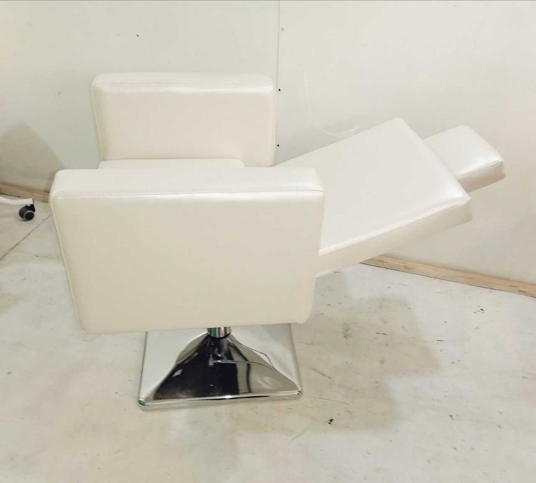 Кресло для салона красоты, парикмахерское кресло