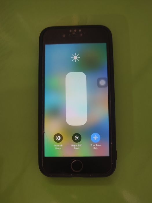 iPhone 8 srochna sotiladi