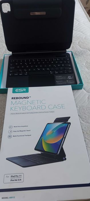 Магнитна клавиатура ESR нова