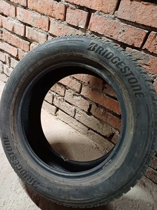 Продавам 4ри броя зимни гими Bigestone