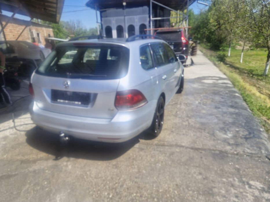 Dezmembrez Golf 6 Variant 1.6d