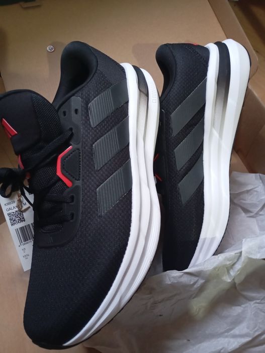 Adidas în cutie nou nouți...