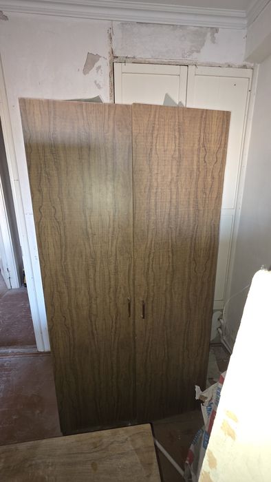 Шкаф, трюмо, кровать