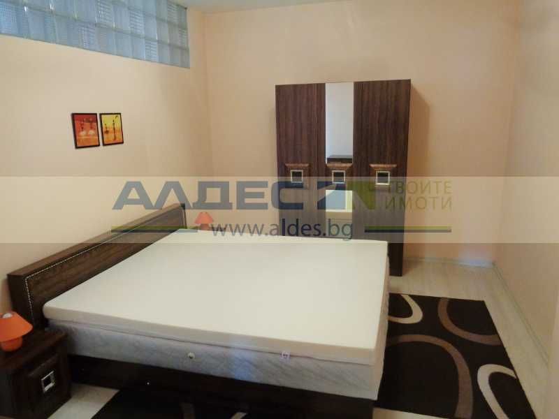 Отдава се обзаведен тристаен ап. в Полигона!