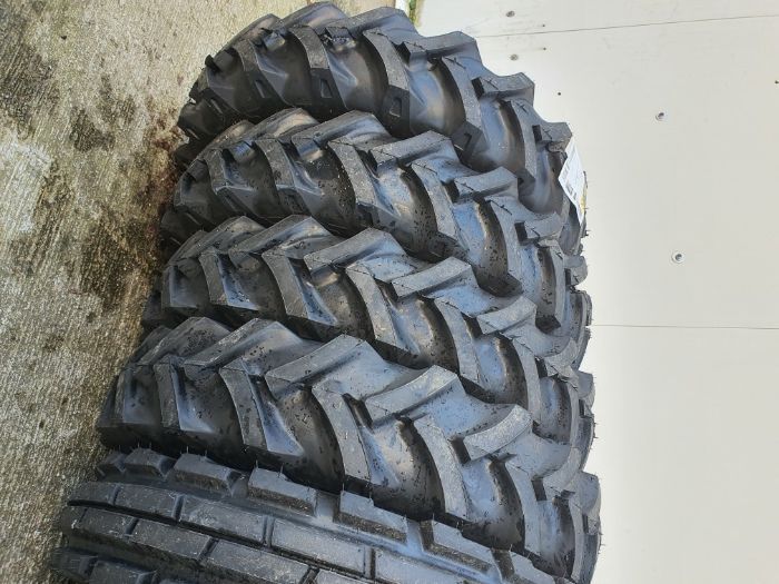 cauciucuri noi 6.50-16 de tractiune pentru tractoare 4x4 doar noi YCTS