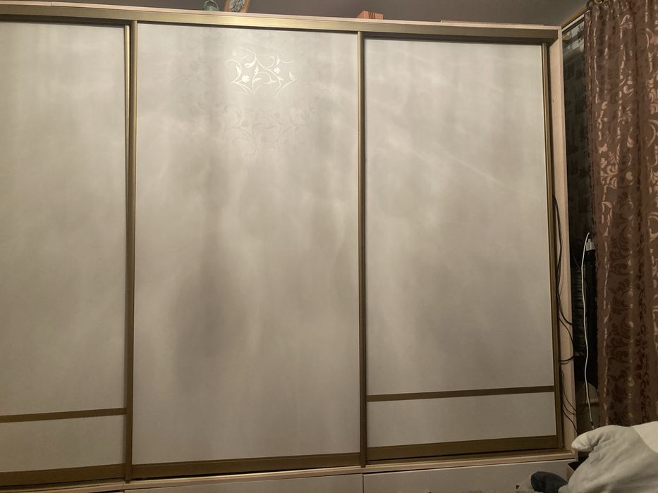 Шкаф купе продам срочно