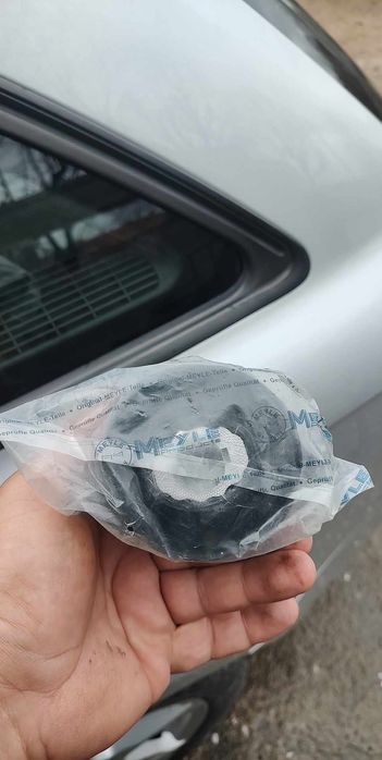 Тампони преден мост