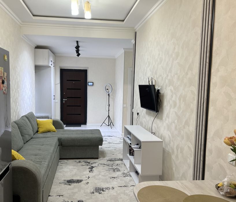 Сдаётся своя 2-комнатная, Мирзо-Улугбек, эко базар, новостройка, 2/6/7