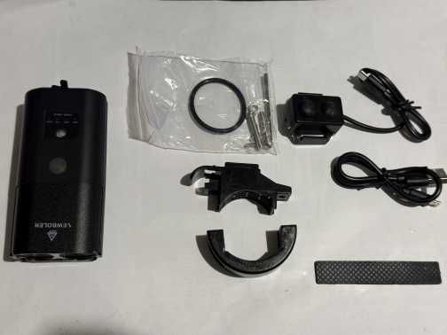 Фарче 1000 лумена (4000 mAh батерия) + "звънец"