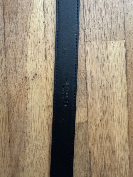 Черен колан ysl
