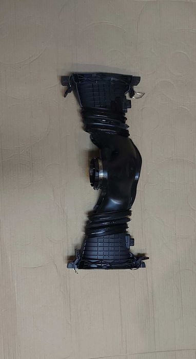 Лястовица за Мерцедес E350 двигател OM 642858