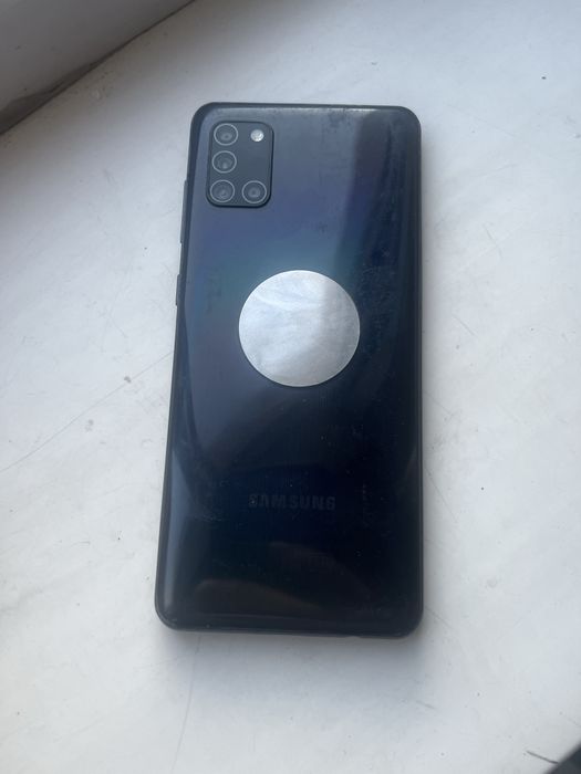 Samsung a31  срочно продам
