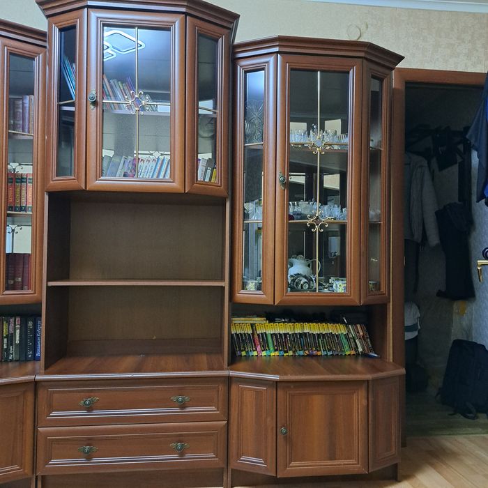 Продам Горка стенка