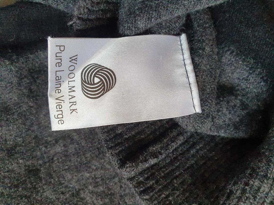 Pulover LACOSTE (100% Pure Virgin Wool) - Marime 4 (S)