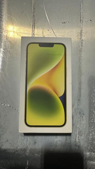 De vânzare iPhone 14