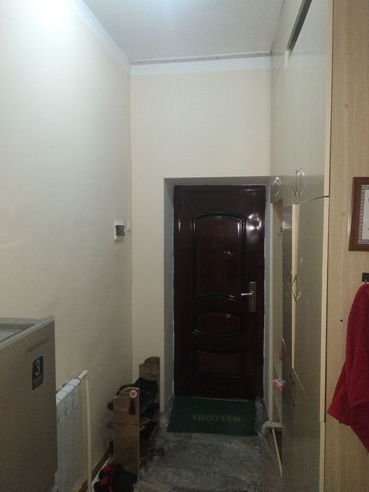 Срочно продаётся 2х ком квартира на 4-этаже навостройка