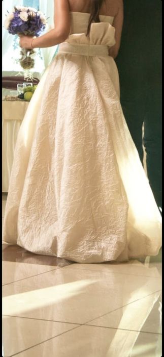 Rochie bej, poate fi folosita ca rochie de mireasa