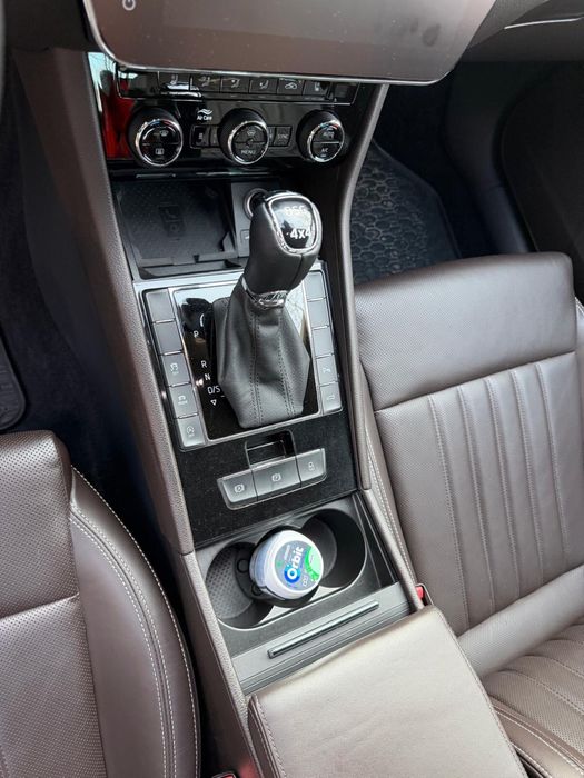 Skoda Superb Laurent klement