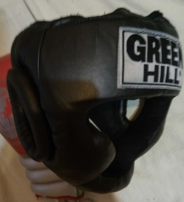 Echipament box - casca protectie si manusi