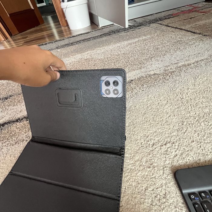 Планшет PadPro буквально новый