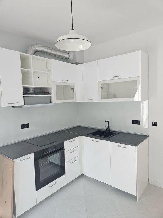 Дава се под наем Тристаен апартамент в София, Докторски паметник - 55 кв.м за 650 € - Снимка #2